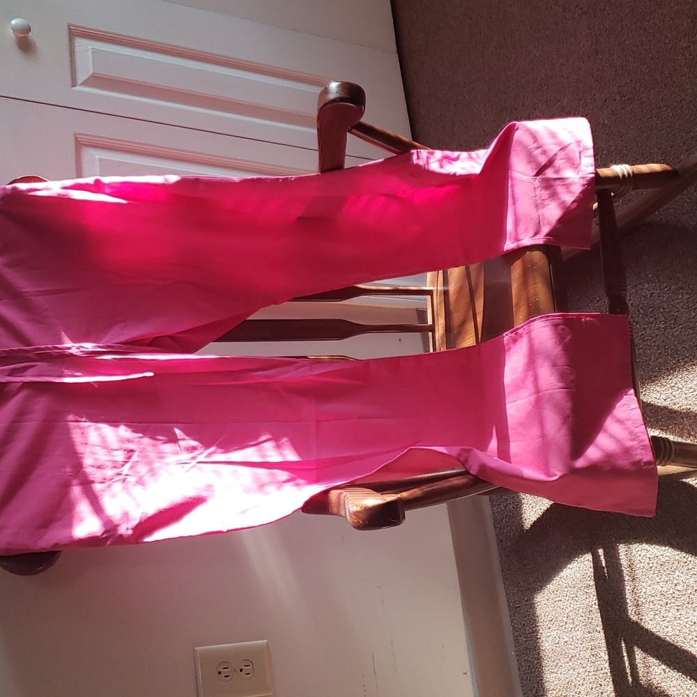 Women Cherokee uniform pants.